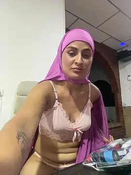 aisha_k webcam