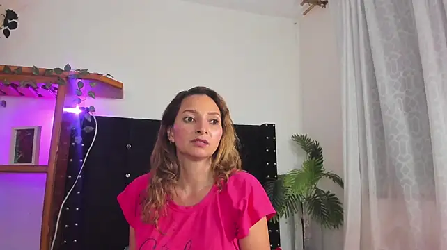 lili_sweet77_ webcam