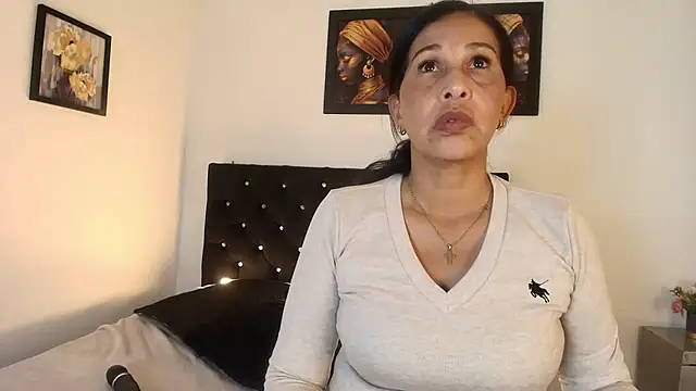 Shanon_mature webcam