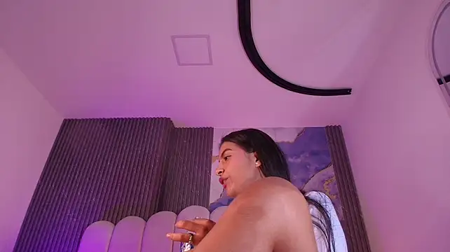 hot_dione