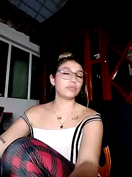 AliceTeenager___