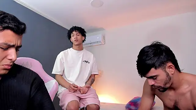 Handsomeboyss19