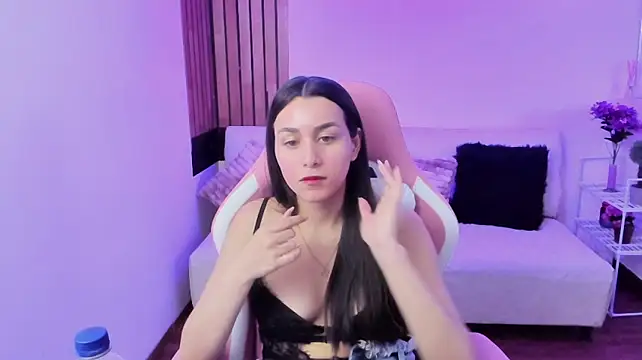 EmmaMyers1