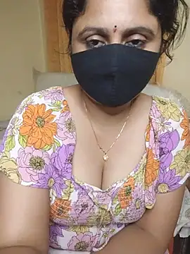 Sravvi499 live cam preview