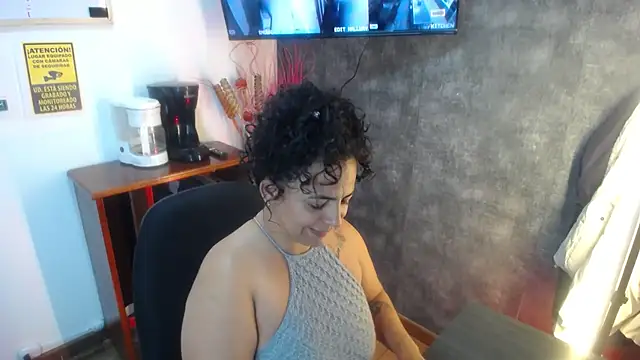 Natasha_Fox_Bms