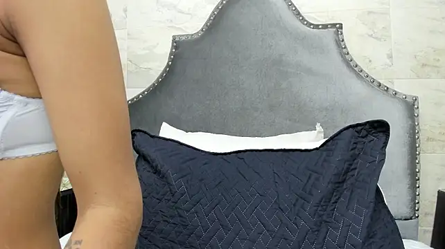 ariana_moon00