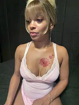Rakiyahcharms