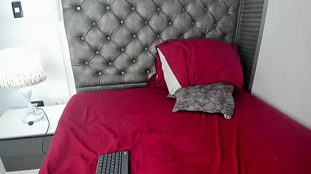 Kevin_Brownn live sex cam