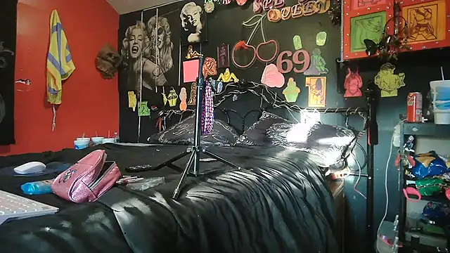 DaddyAndSplashQueen webcam