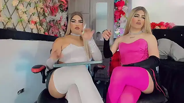 Thiara_veky_ webcam