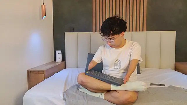 Sam_Velvett