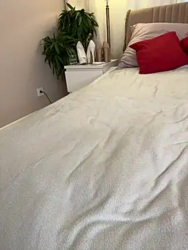 LillyNatty18 webcam