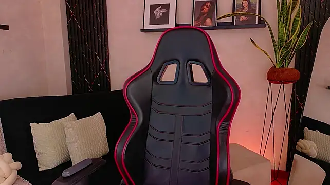 EmmyEvans1