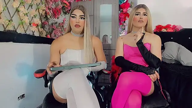 Thiara_veky_ webcam