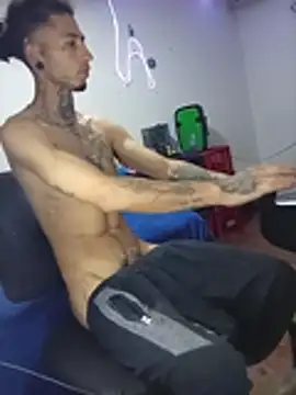 Tattoboy19cm