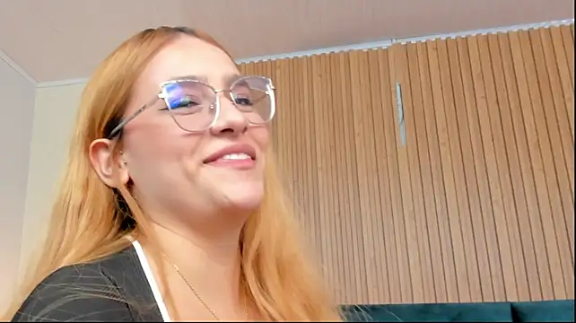 Amber_kiss_
