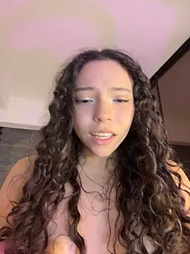 Mia_honey3
