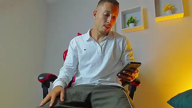 Lorenzo_Vellum