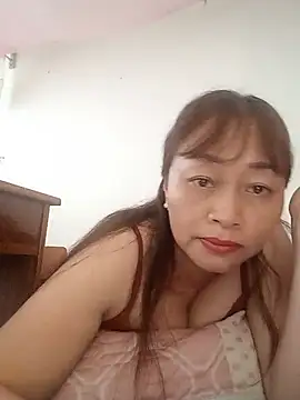 Baby-ladyboobs2026 live cam preview
