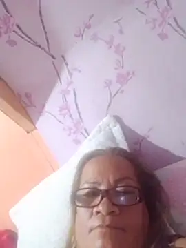 vickyhot1966 webcam