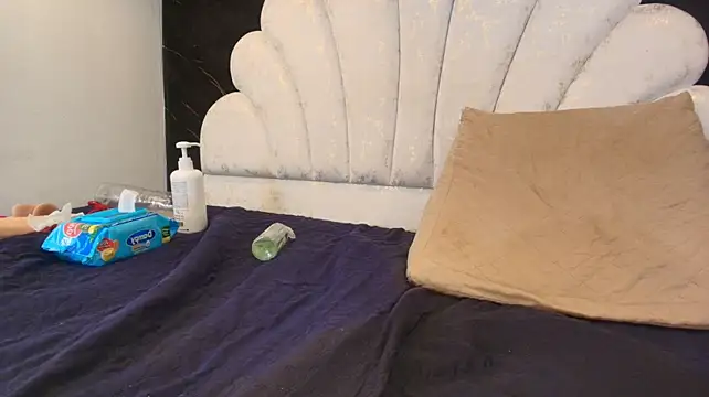 kissme_luna webcam