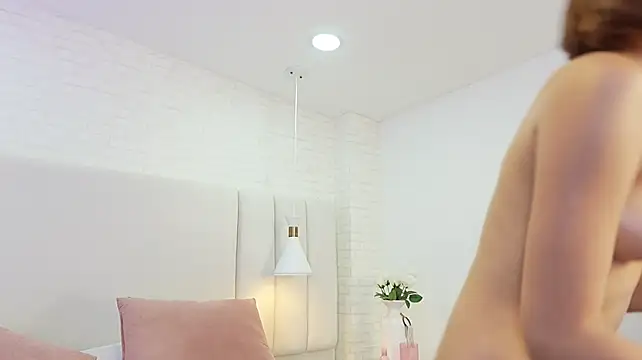 nina_gb webcam