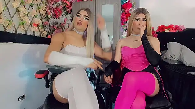 Modella: Thiara_veky_