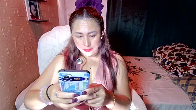 Filipina_Desire webcam