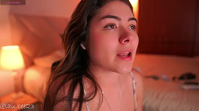 Lau_Bee webcam