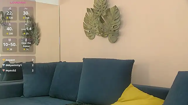 LadyMonna webcam