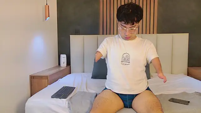 Sam_Velvett