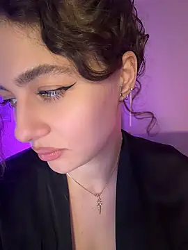 Your_insomniya live cam on StripChat