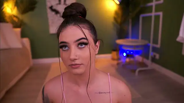 LexiSolene webcam