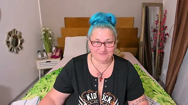 Sugarmommy_69X webcam