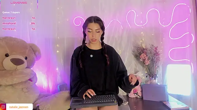 natalie_jaensen webcam