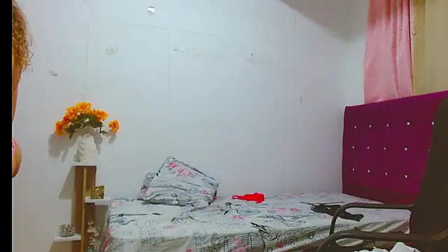 chantalsemenova1 webcam