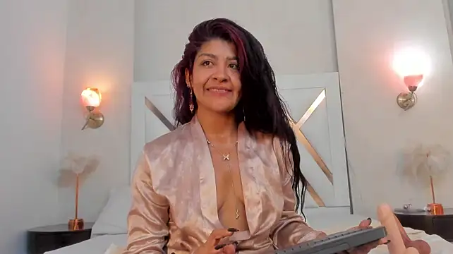 Sky_Collins_ webcam