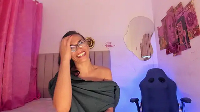 stacyfoxxx webcam