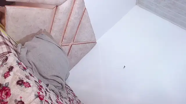 DOLL_PARTY_BIGCOCK webcam