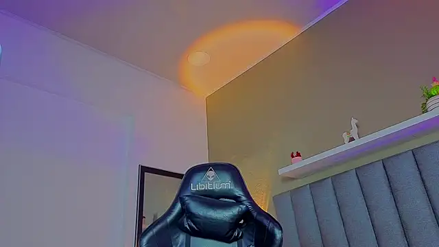 angelica_dymond webcam