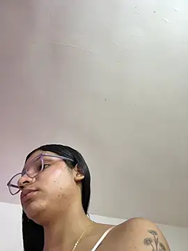 Danaeluxe webcam