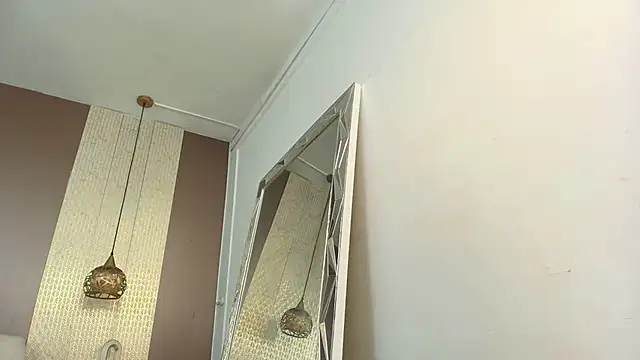 Tiifany_Baker webcam