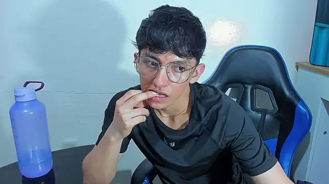 ElanGiraldo webcam