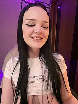DollAnora webcam