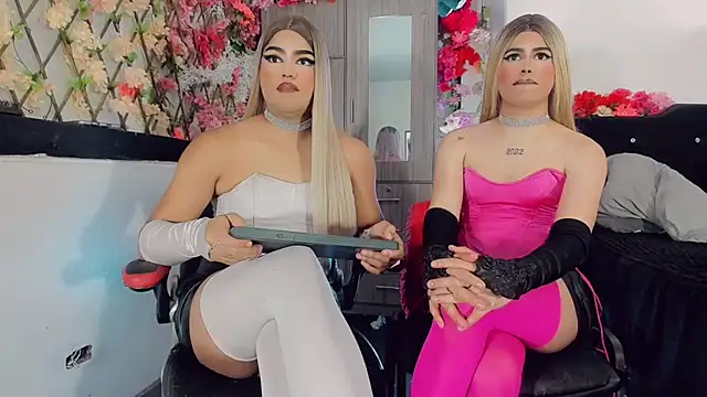 Thiara_veky_ webcam