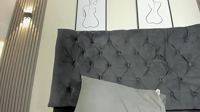 Alice_Jhons webcam
