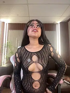 Eva_Feller69