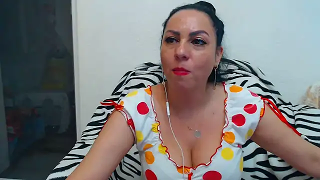 MissElla