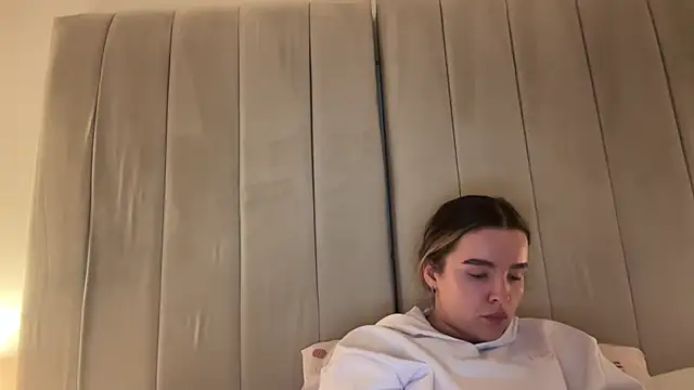 maisiesmithx live cam on StripChat