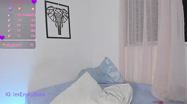 imemilybae live cam on StripChat